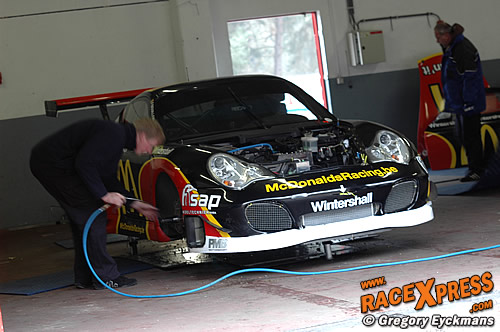 PMB Porsche 996 GT2-R